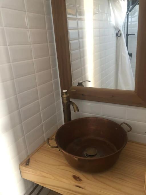 Grands Buffets Hebergement Chambre Нарбон Екстериор снимка